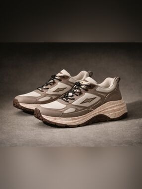 Avia Women's Grey and Cream Chunky Trail Sneakers